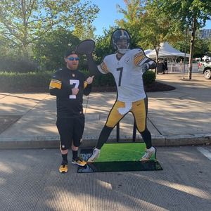 Meet your Posher, Eric